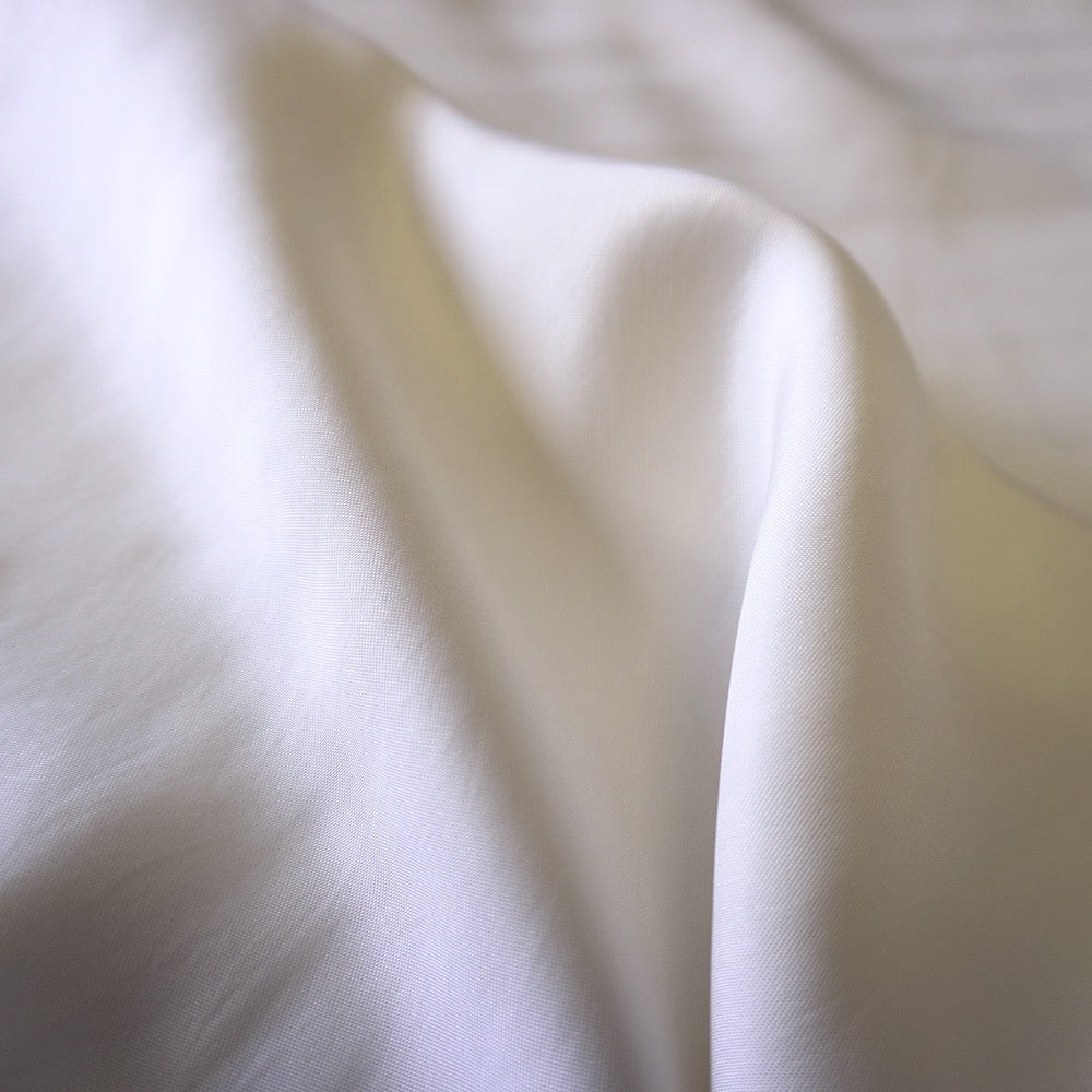 1230-Viscose silk satin #1 pearl white image 3