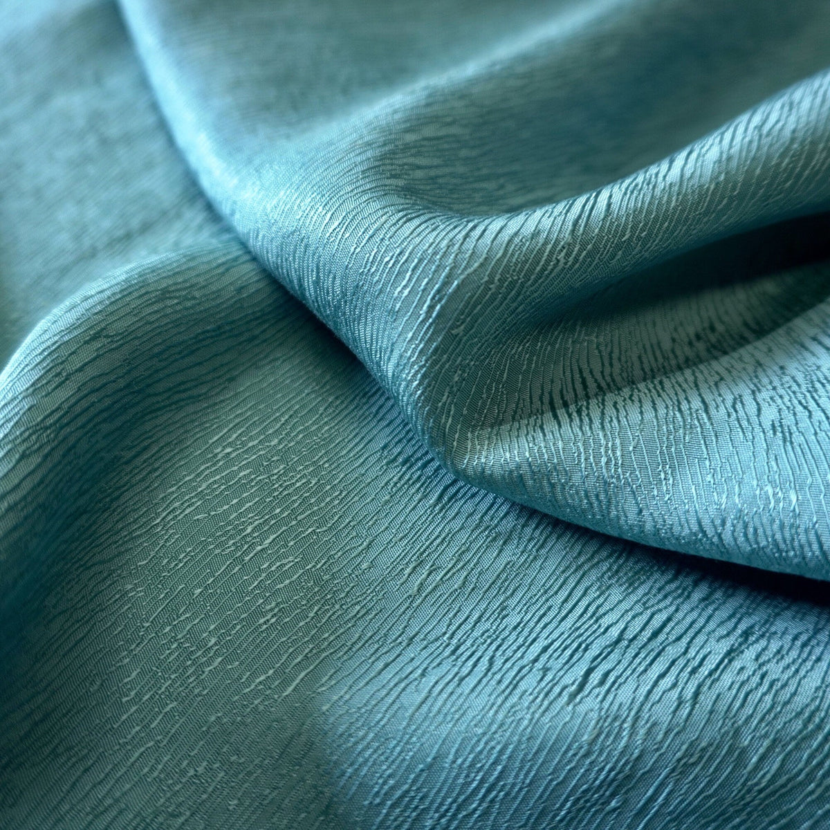 Cupro Lyocell bark silk jacquard - blue sea