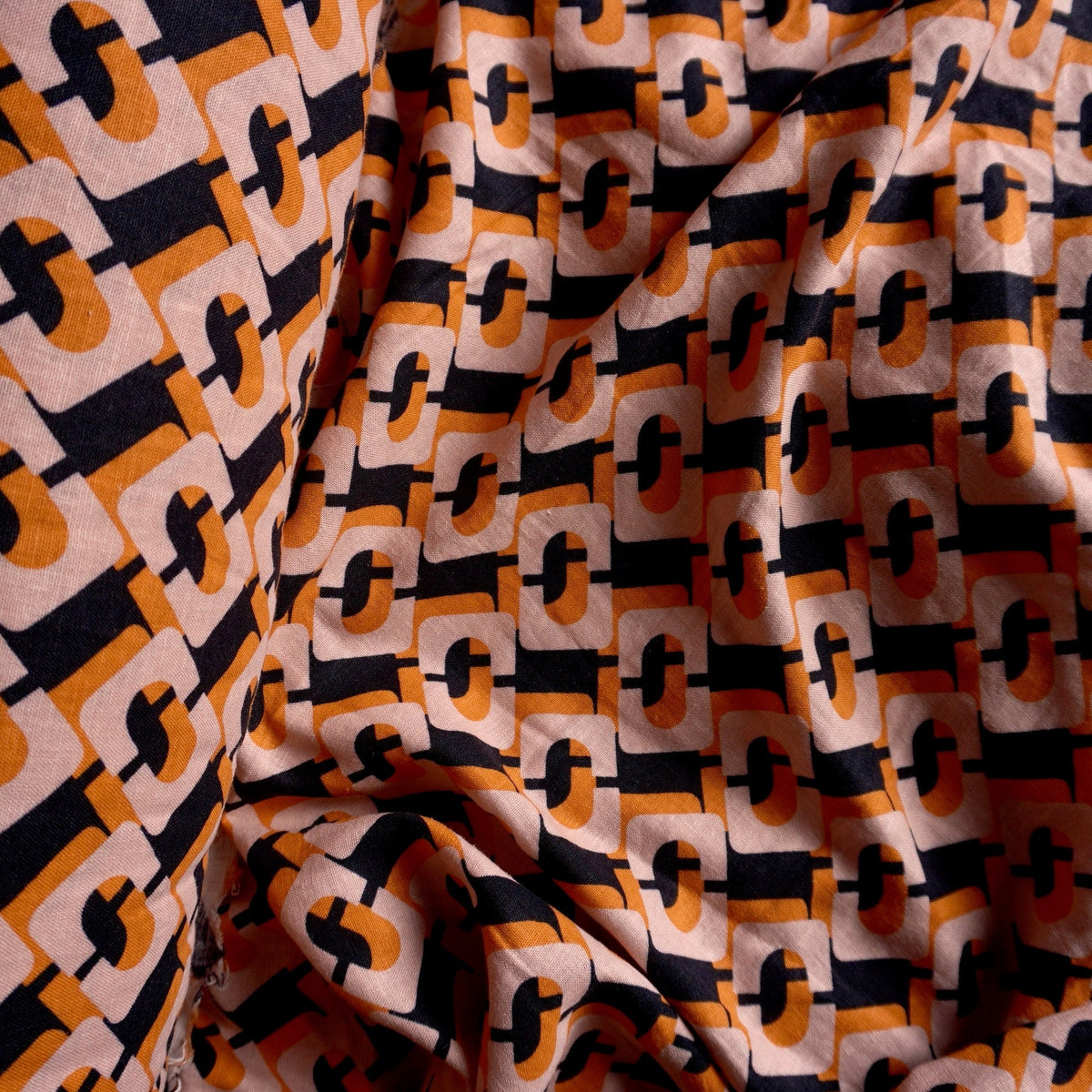 Orange buckle linen viscose print - Black orange
