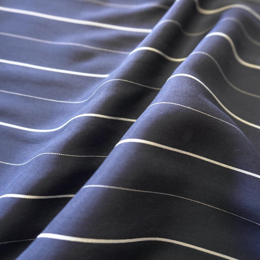 Lyocell pin stripe - Navy