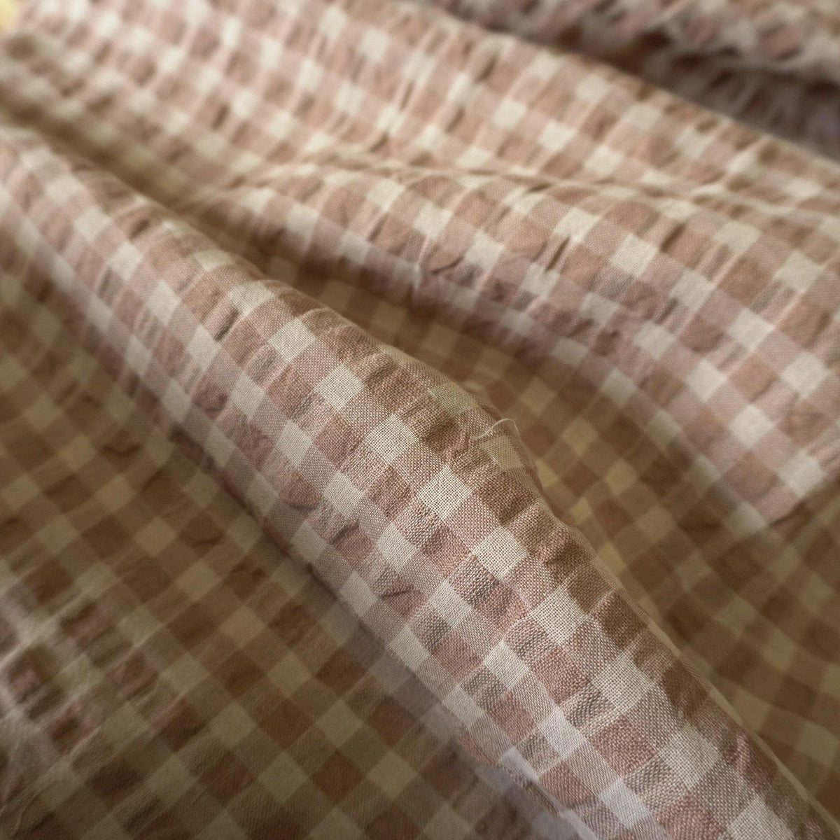 Yarn dyed linen crinkled gingham – Beige