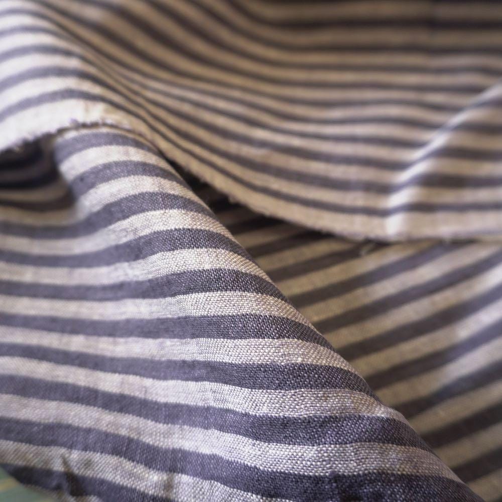 Washed Yarn dyed Linen Stripe - Navy