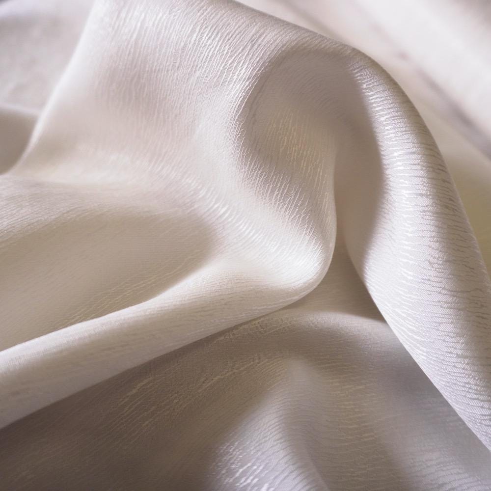 Cupro Lyocell bark silk jacquard - ivory white