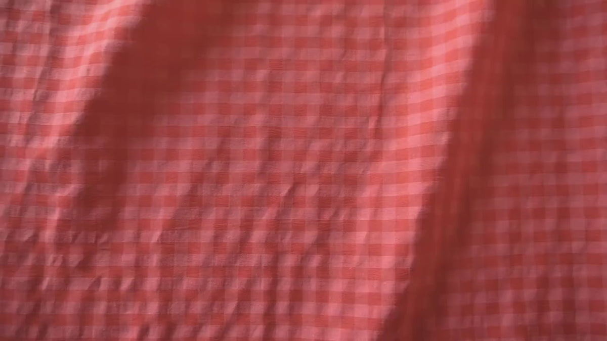 Yarn dyed poly cotton gingham bubble fabric