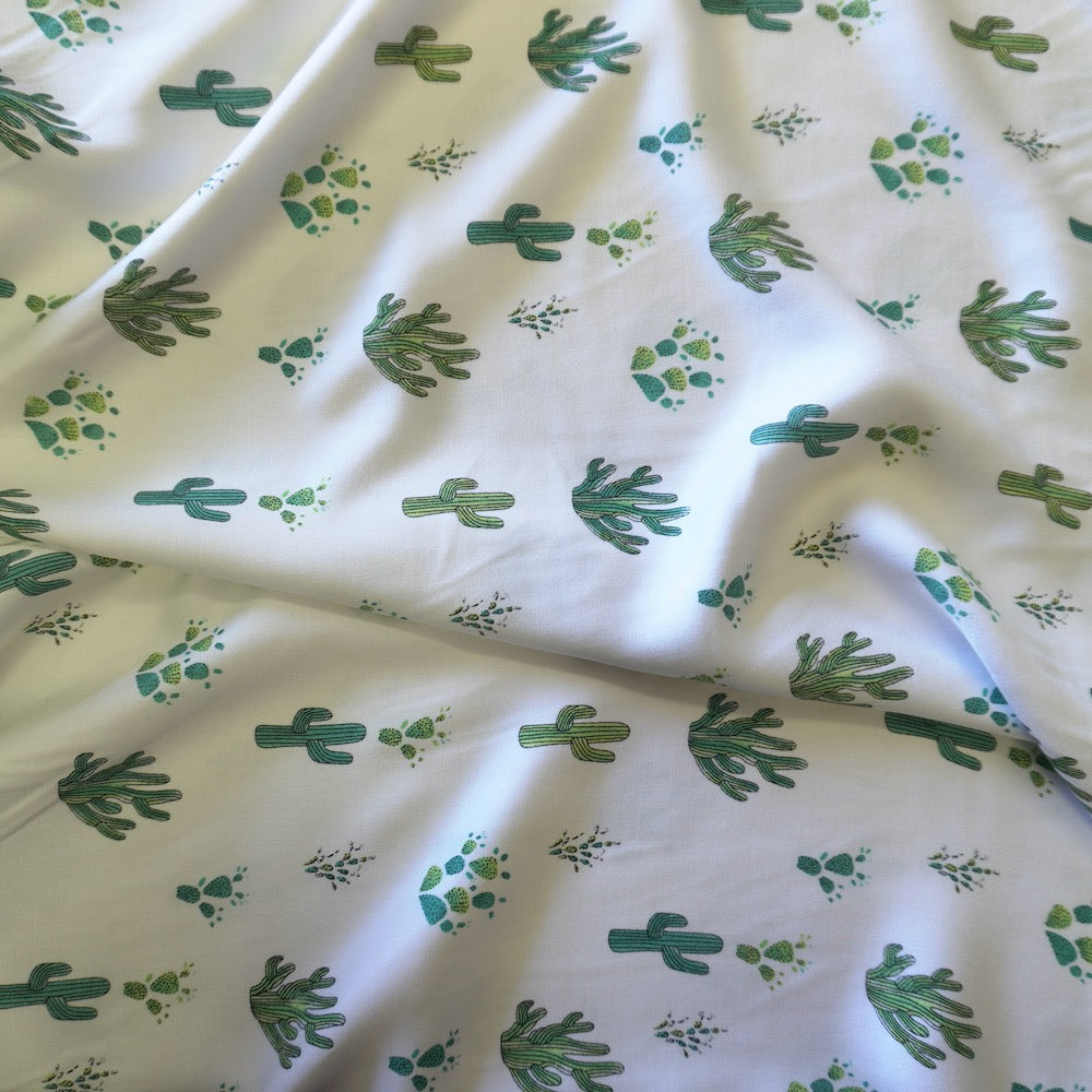 fab-XG26042610-1.jpg Cactus print on off white viscose fabric - Image 1
