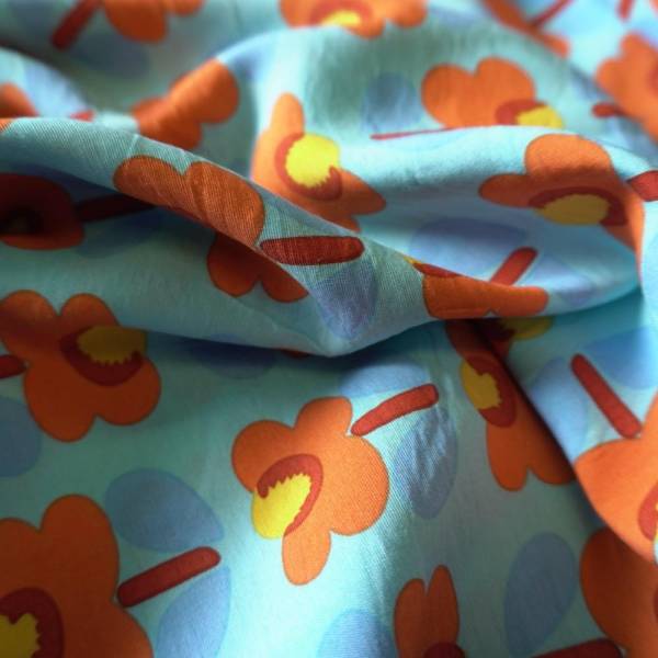 Poppy Flower Cotton Floaty Fabric - Image 4