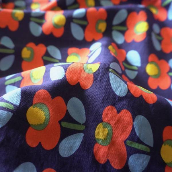 Poppy Flower Cotton Floaty Fabric - Image 11